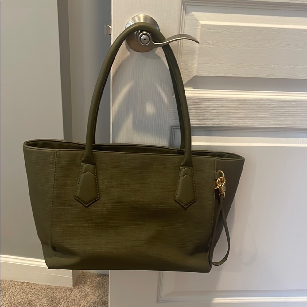 Dagne Dover Green Tote Bag with Structured Design and Gold Hardware
